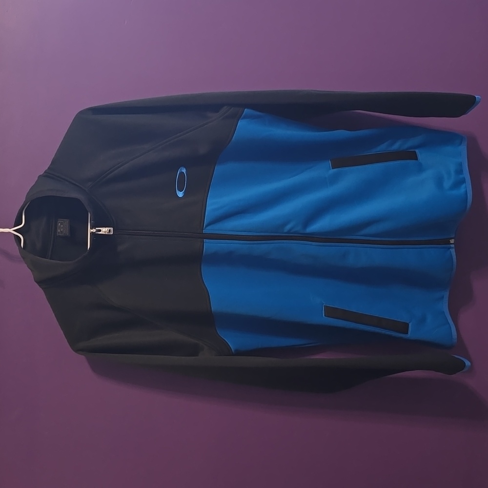 Oakley full-zip lightweight fleece jacket